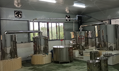 用小型酒廠釀酒設(shè)備開(kāi)酒廠,&ldquo;風(fēng)水&rdquo;對(duì)酒質(zhì)的影響到底有多大?